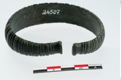 Foto von Bronzearmreif (NHMW-PRAE-024507)